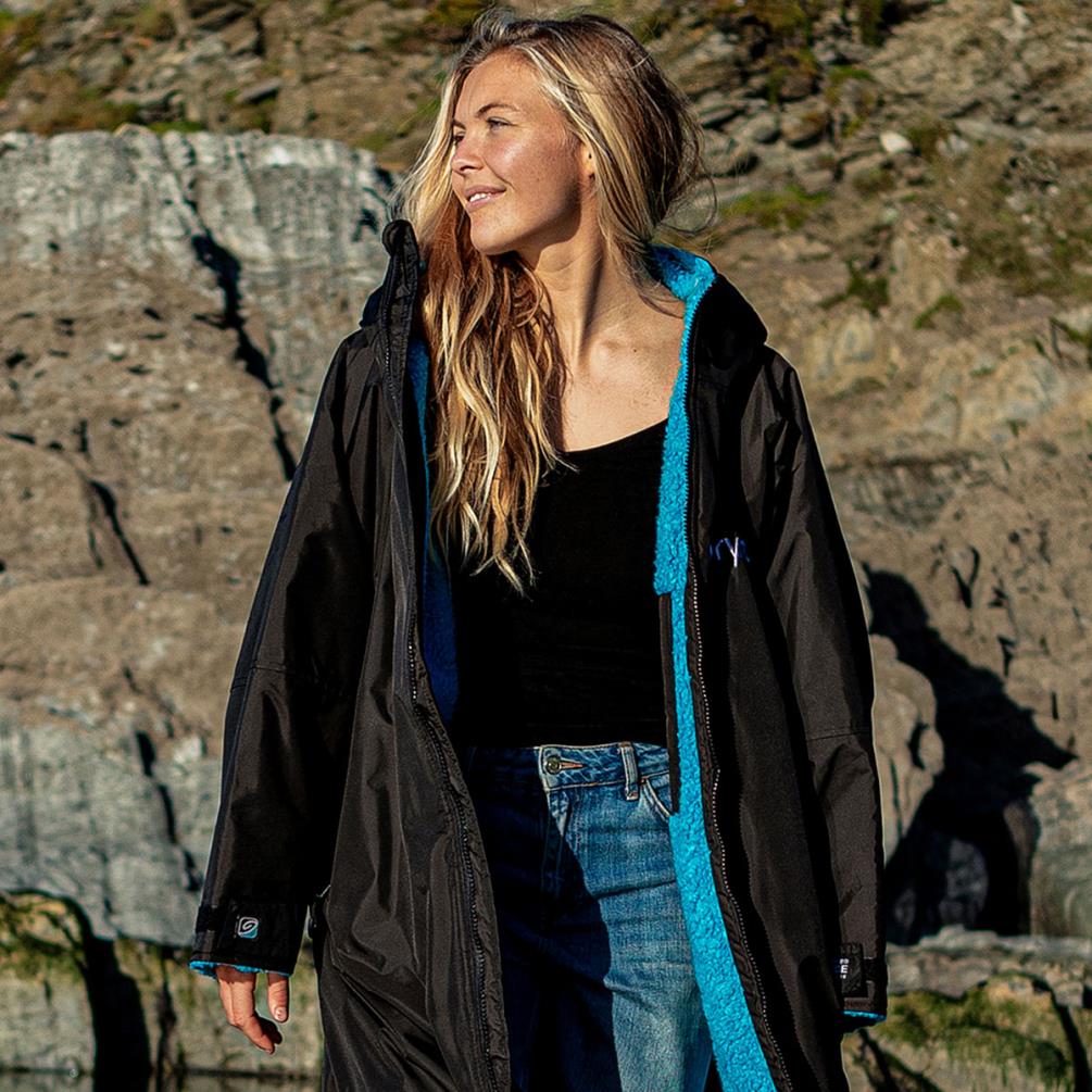 dryrobe Advance Long Sleeve Changing Robe - Black / Blue Extra Image 8